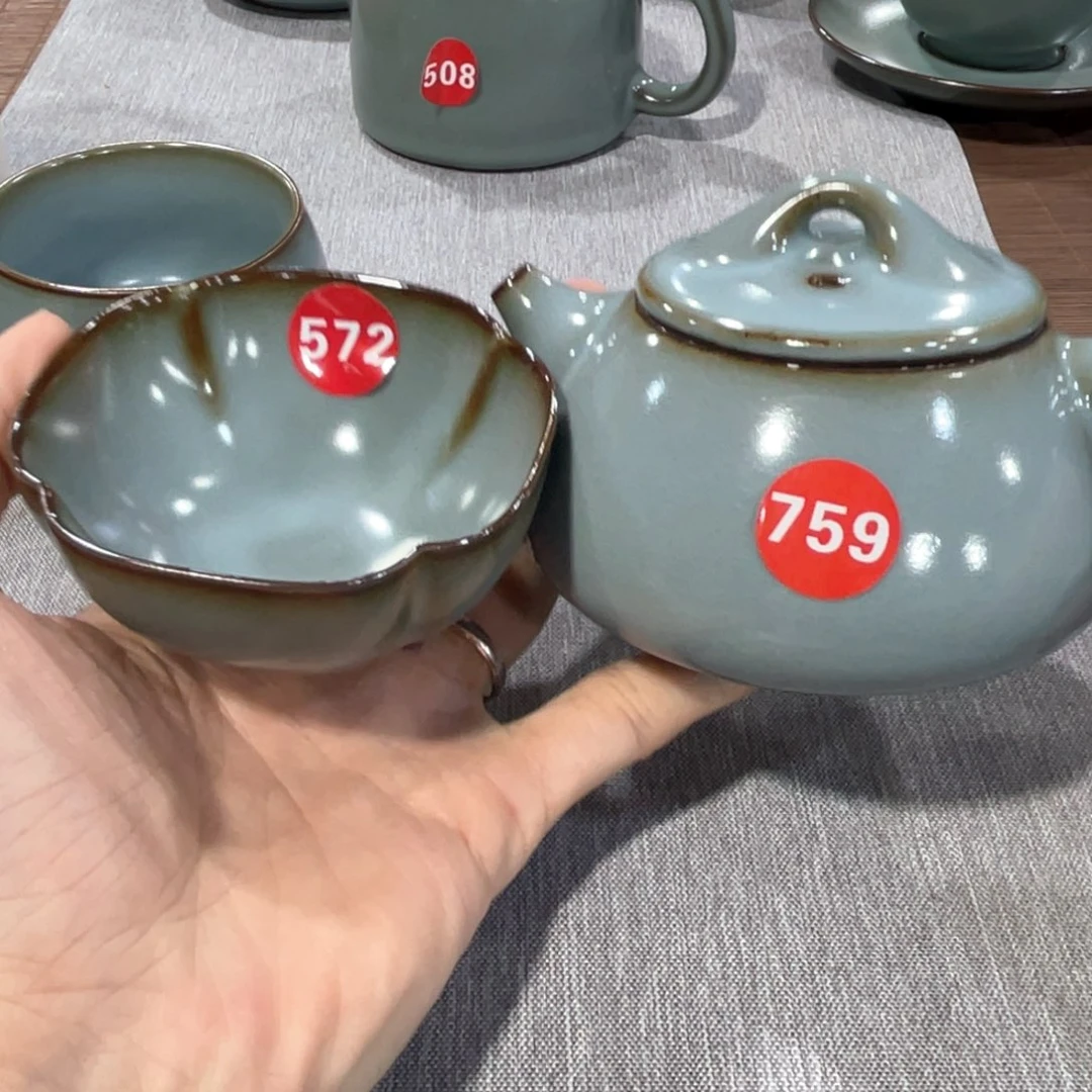 瓷片小微瑕。。。。。。。。。。。