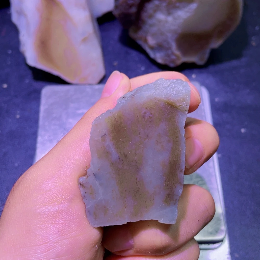 未镶嵌和田玉珠宝半成品