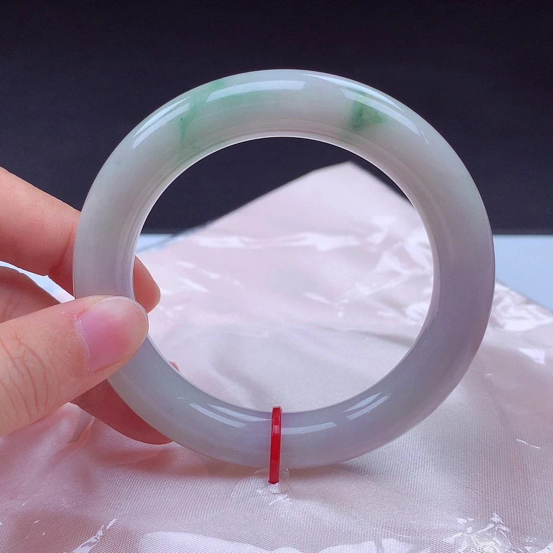 翡翠手镯未镶嵌手镯001443