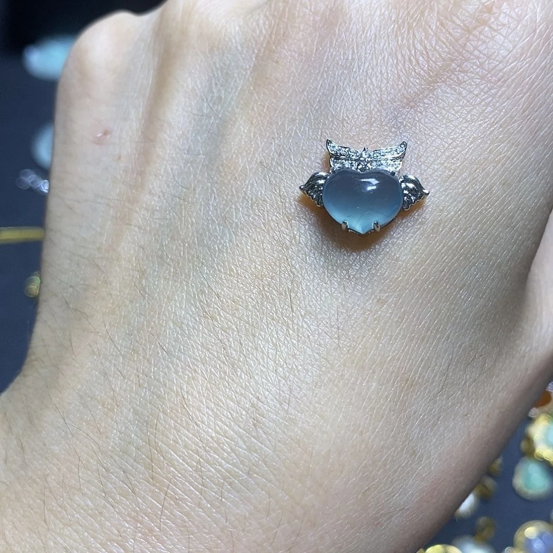 翡翠18K金镶嵌吊坠(不含链)一**薇