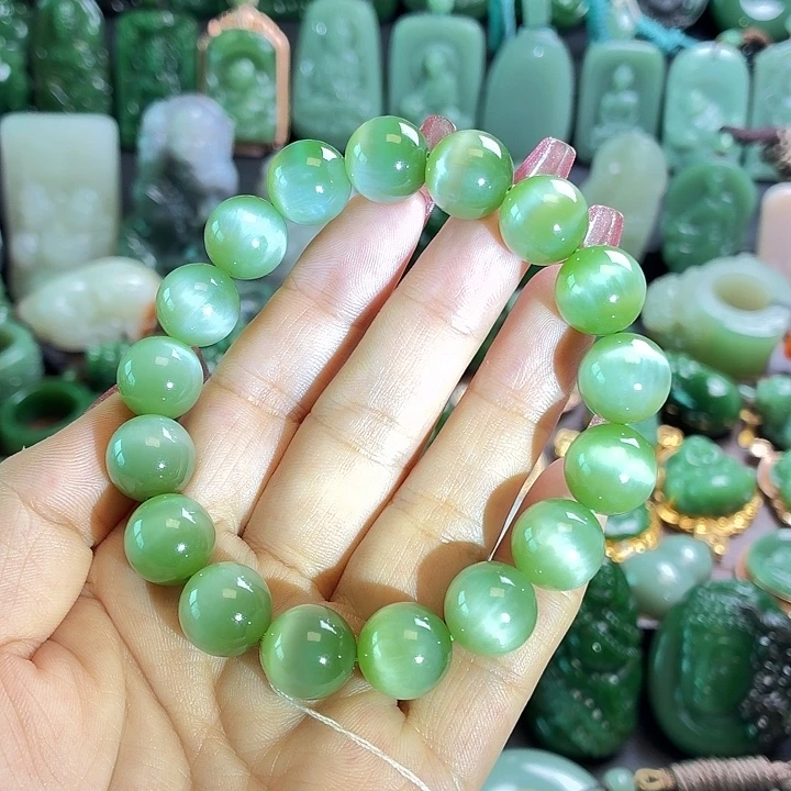 ****人和田玉未镶嵌手串