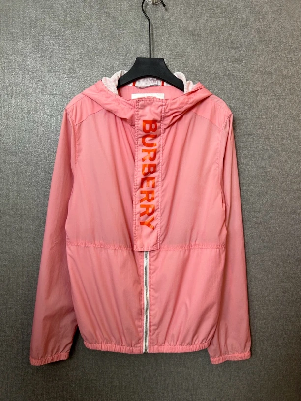95新 BURBERRY/博柏利 粉色字母logo休闲外套