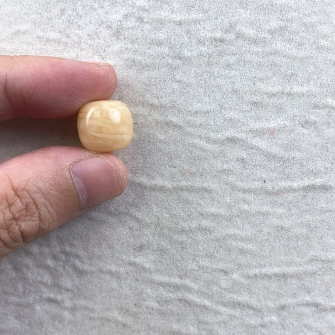 琥珀手链未镶嵌雨**律蜜蜡