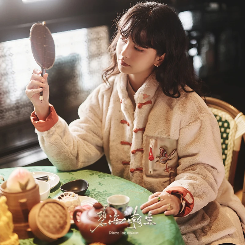 【如意福蝶】秋冬新款中国风国潮刺绣保暖毛绒唐装外套