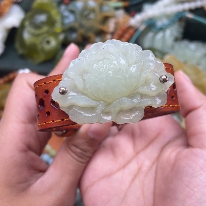 蛇纹石玉手牌合金