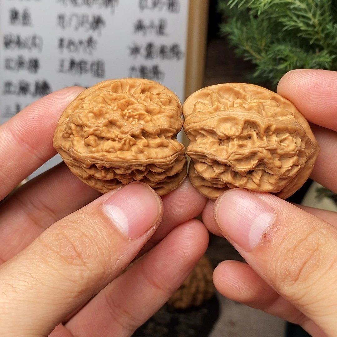 文玩核桃吊坠承德粗筋