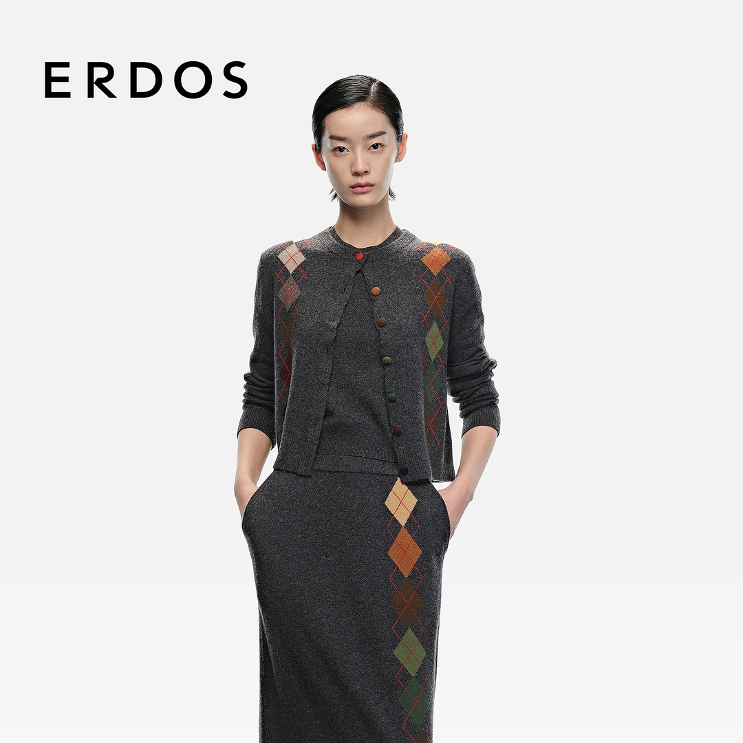 ERDOS 圆领提花女羊绒衫25年早秋新品菱形格纹包布扣装饰针织开衫