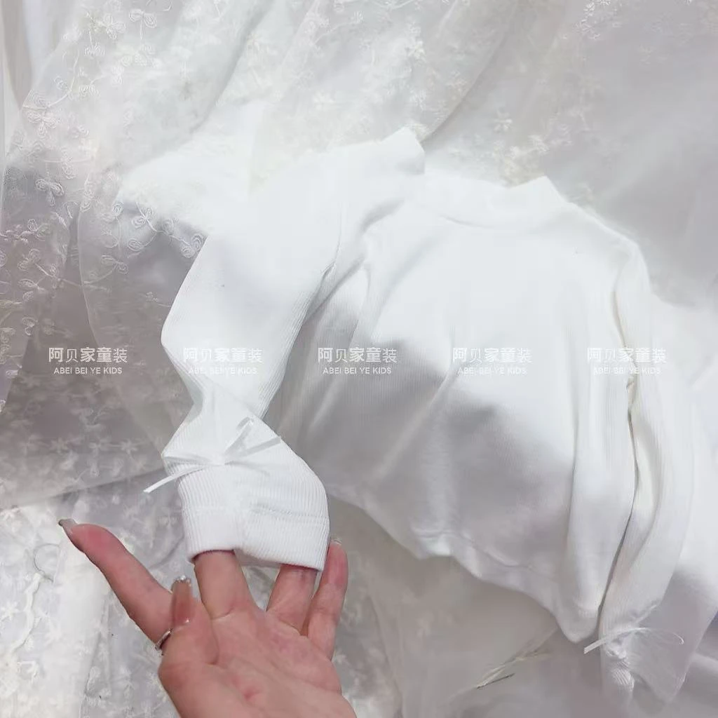 【M1】巴黎小屋8038袖口蝴蝶结打底童装