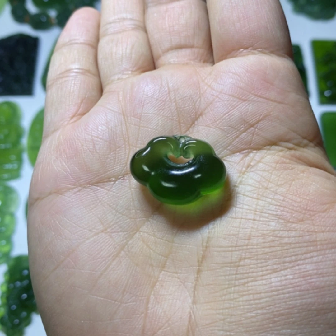 【闪购商品】未镶嵌蛇纹石玉颈饰