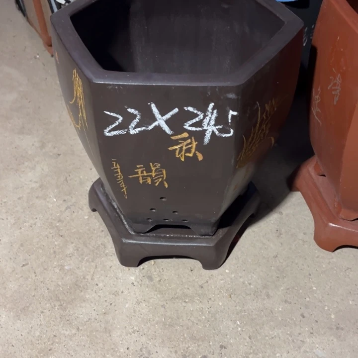 紫砂花盆紫砂花盆