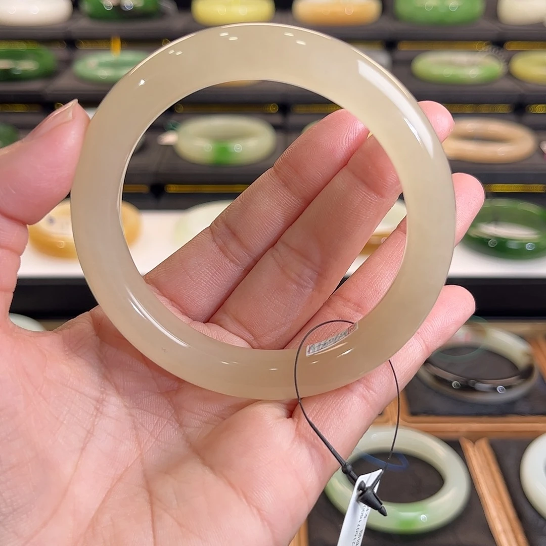 和田玉未镶嵌手镯高冰胶冰粉