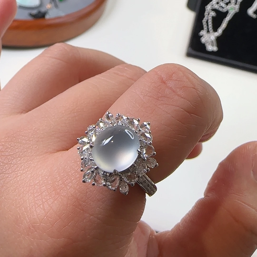 翡翠18K金镶嵌戒指天然翡翠