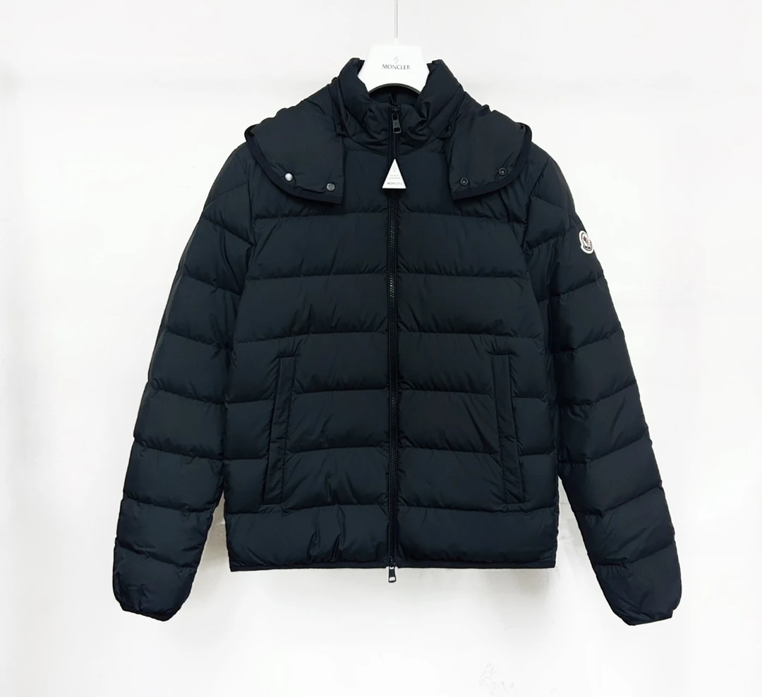 未使用 MONCLER 25 秋冬 MONTBROCQ哑光羽绒服 1A00224