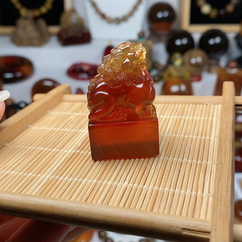 【闪购商品】琥珀颈饰未镶嵌印章