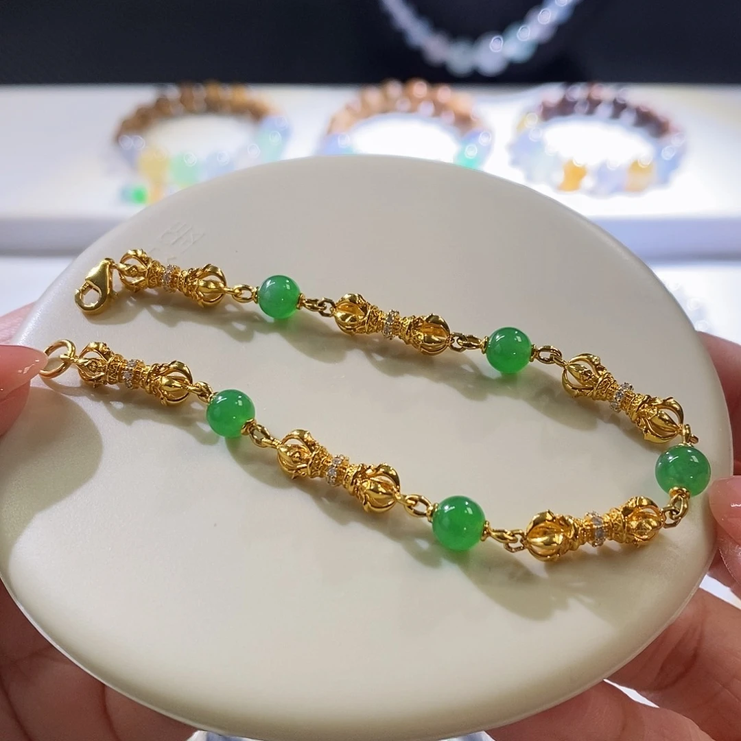 翡翠把件未镶嵌手链