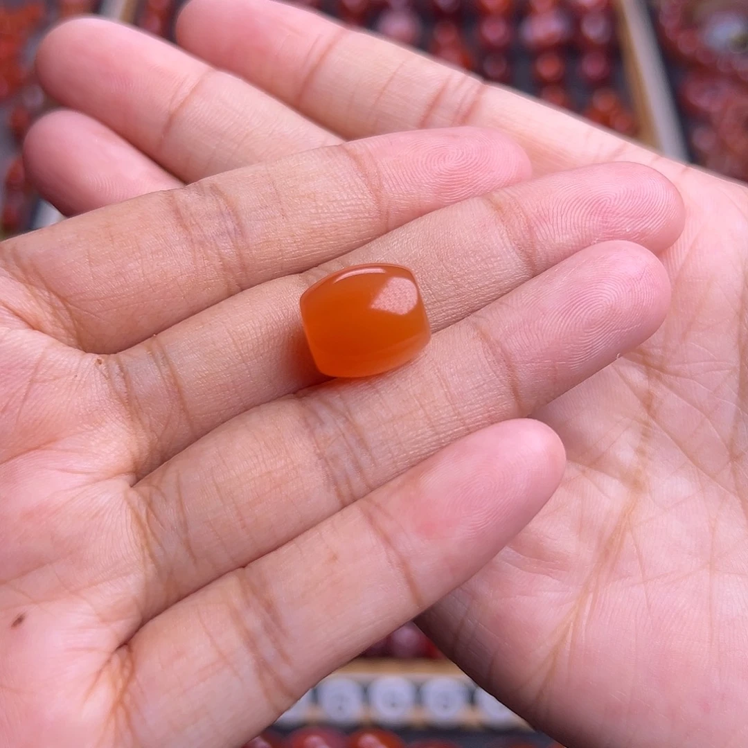 南红玛瑙未镶嵌珠宝奇石直桶珠12mm