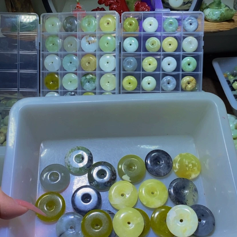 【闪购商品】蛇纹石玉其他合金64