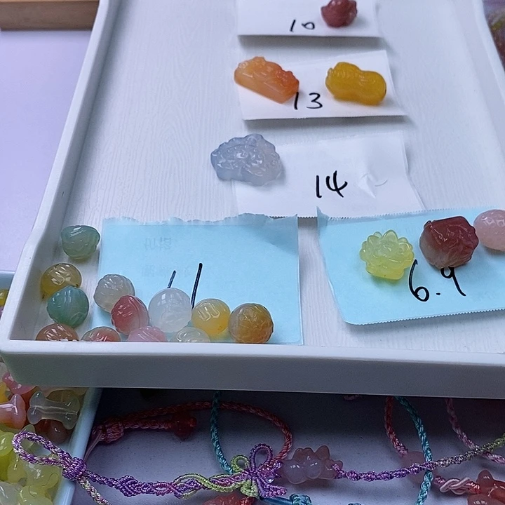 玛瑙/玉髓雕刻件未镶嵌红***茶