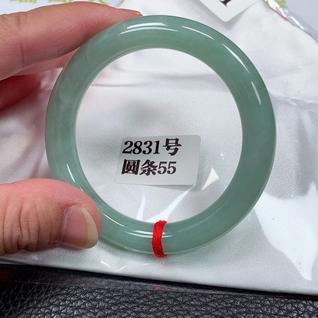 【闪购商品】翡翠手镯未镶嵌一**牙2831号