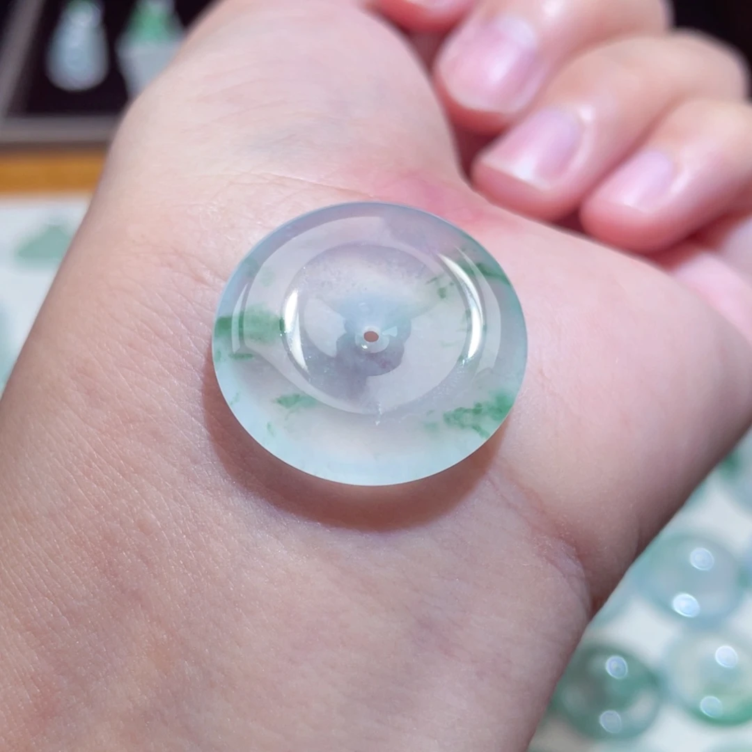 颈饰未镶嵌翡翠扣子