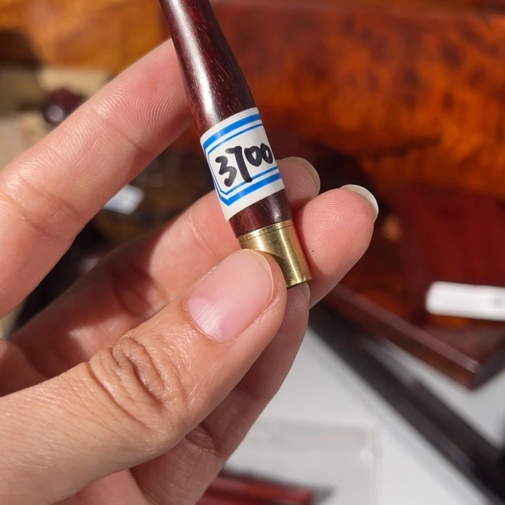 无**文3700号印度小叶紫檀烟嘴