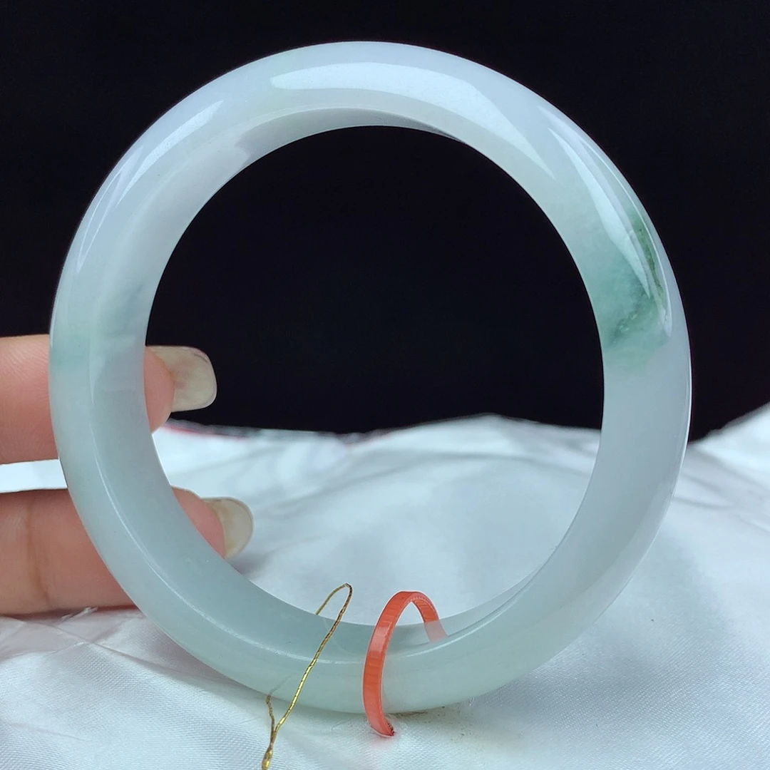 翡翠手镯未镶嵌57圈 0497