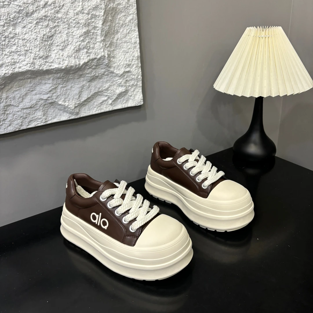 真皮厚底板鞋女2025秋季新款小个子7cm增高系带轻便休闲鞋松糕鞋