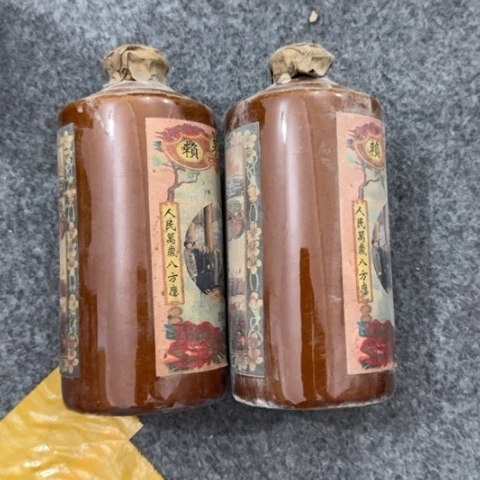 盘子瓶子手工手绘