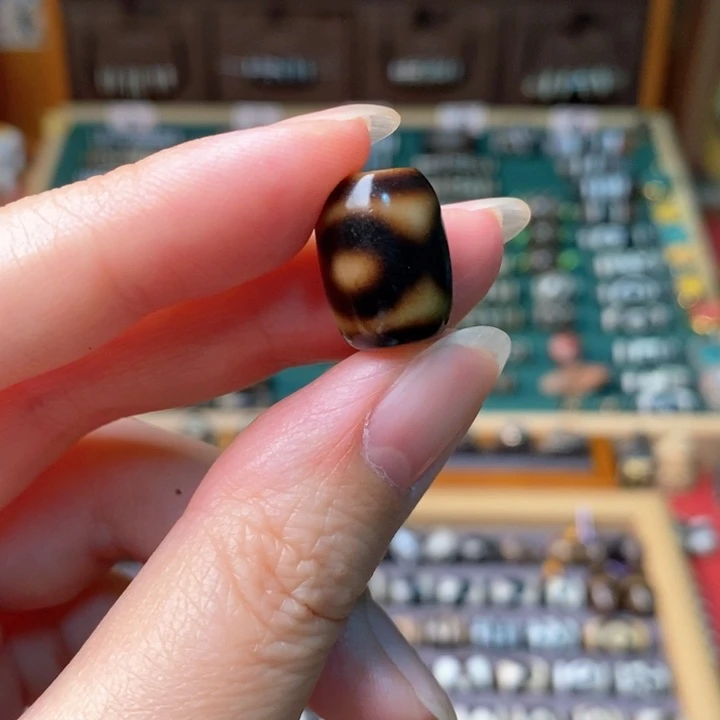 未镶嵌玛瑙/玉髓珠宝半成品