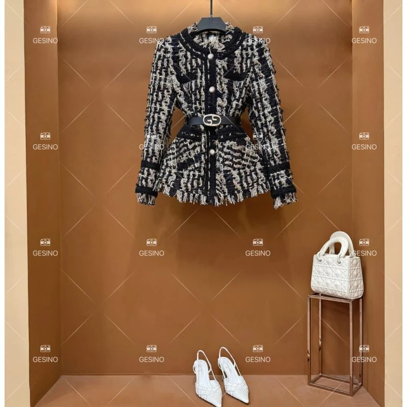 【闵闵】秋冬气质小香风时尚设计师中长款外套QD-2024979