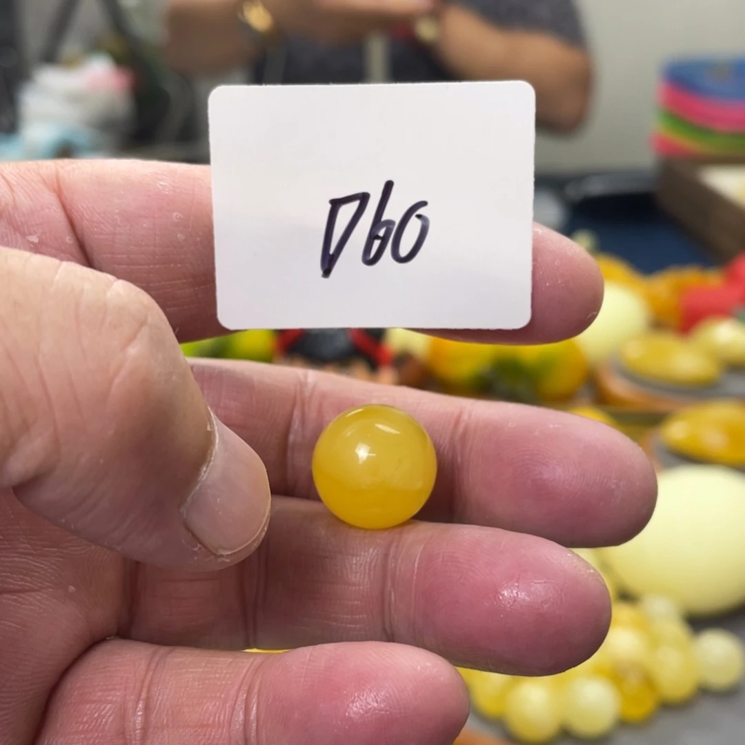 手链琥珀未镶嵌多样性发，发其中一件