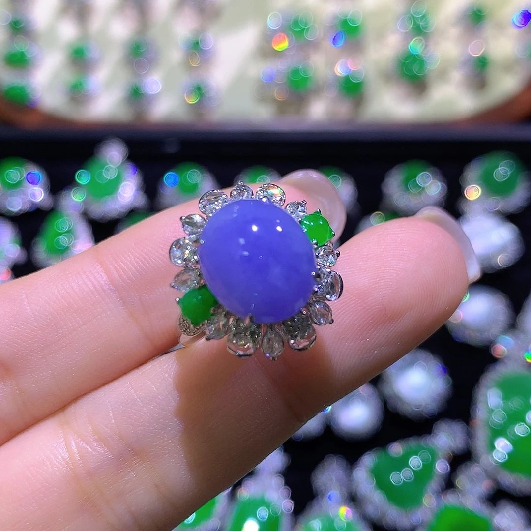 翡翠18K金镶嵌戒指高冰紫罗兰