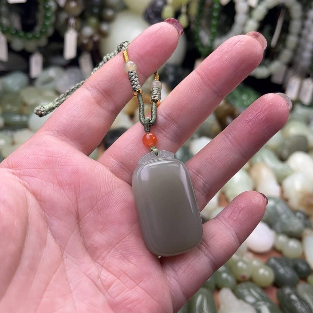 和田玉未镶嵌吊坠(不含链)