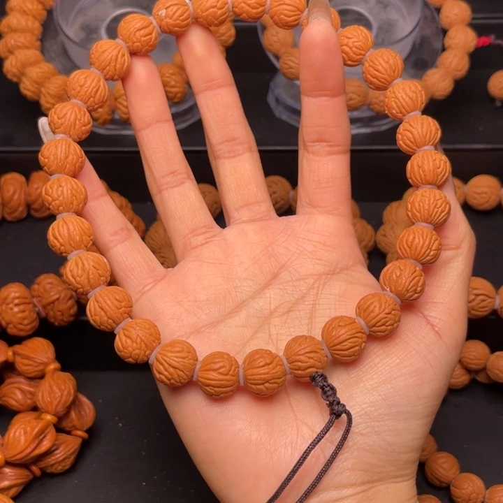 桃核手串小**场1.3尺寸聚宝盆手持（26号链接）