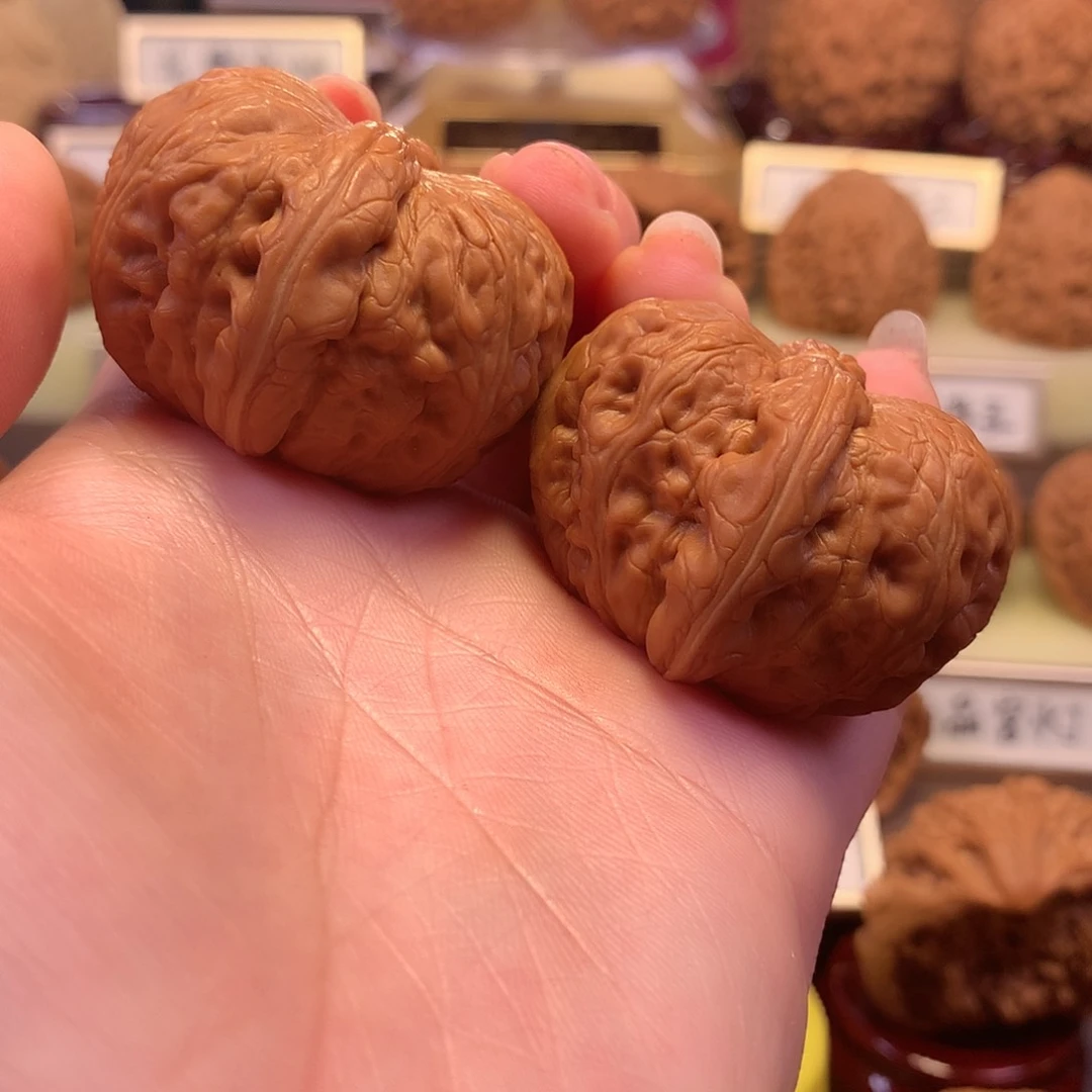 文玩核桃吊坠王**.元宝42