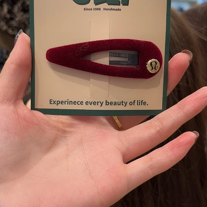 布艺非金属红色拜拜夹