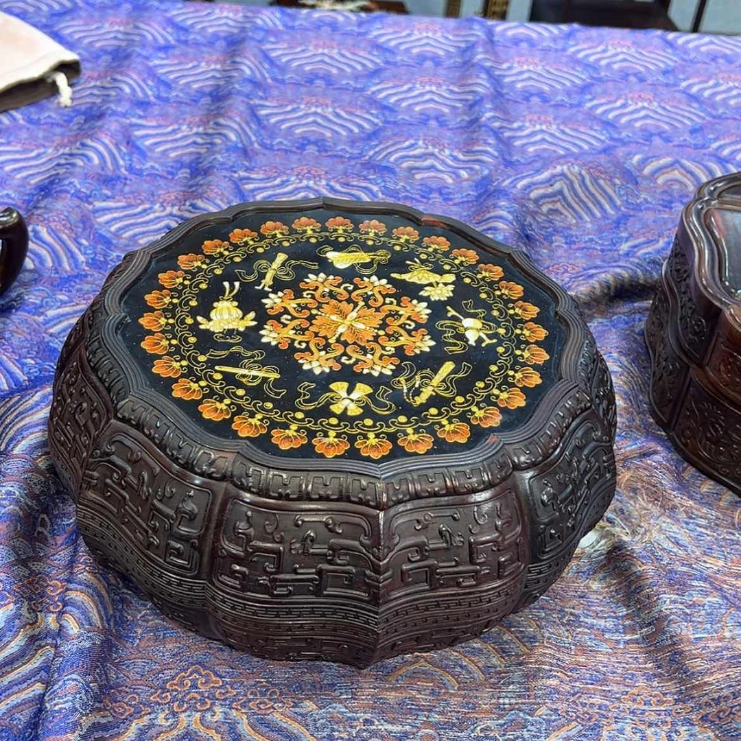 【闪购商品】红酸枝木类成套家具果盒