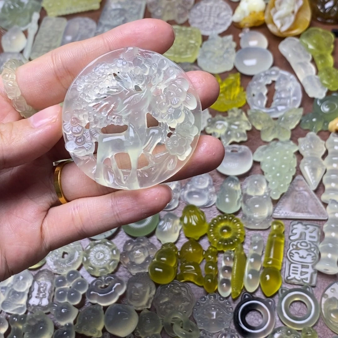 蛇纹石玉合金颈饰