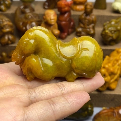 蛇纹石玉未镶嵌颈饰21