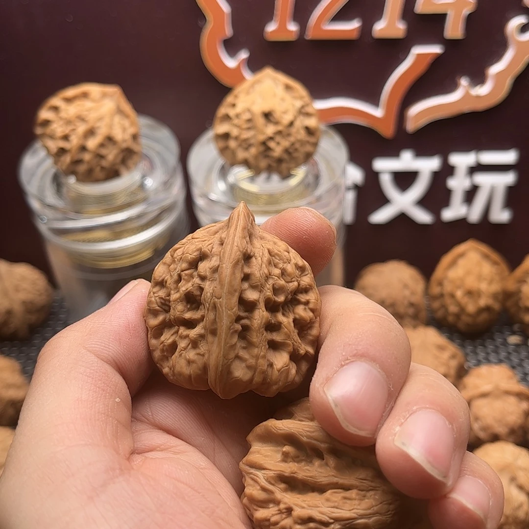 吊坠文玩核桃赤龙