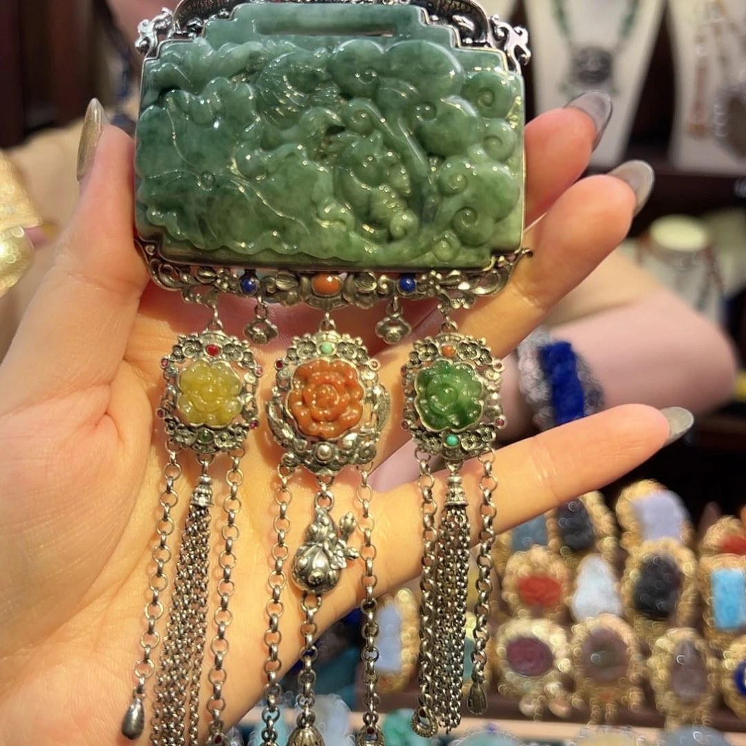 翡翠银S925镶嵌颈饰，