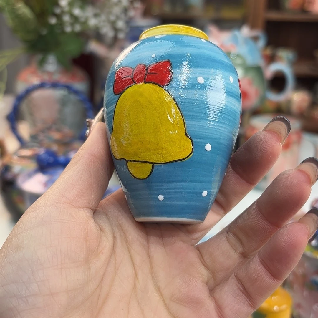 瓷片在这部影片当中扮演角色形象而成为