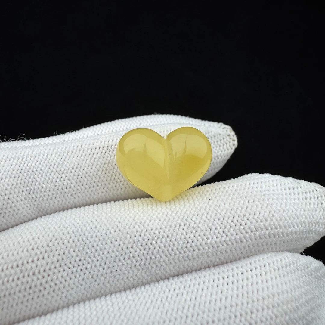 D5827天然原矿蜜蜡 瑕疵特价爱心19.3*14.8mm支持复检假一罚十