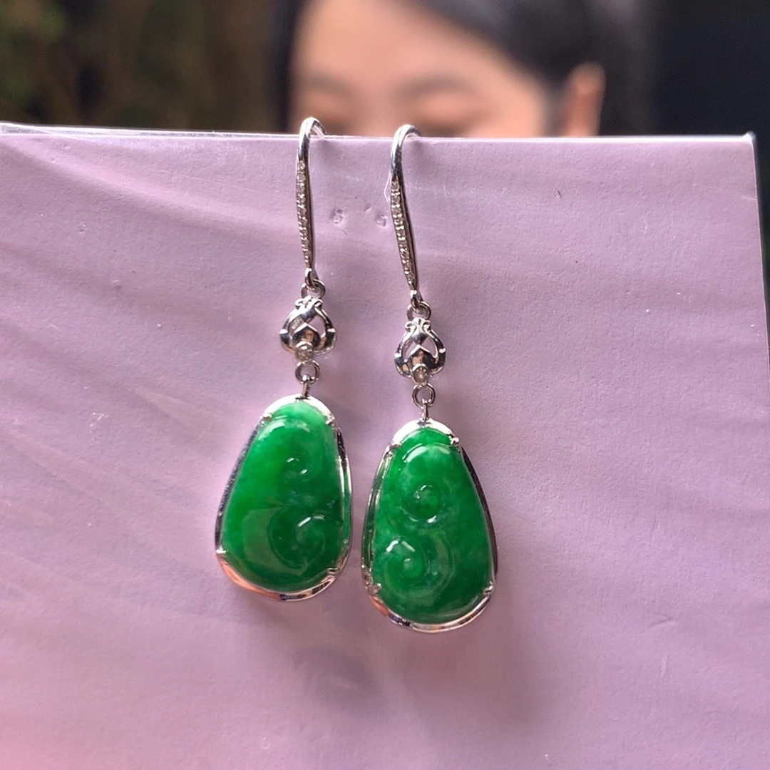 翡翠18K金镶嵌颈饰耳坠