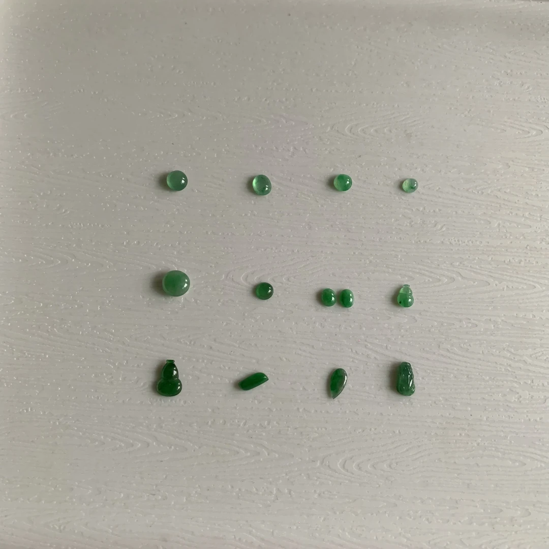 天然缅甸翡翠精品蛋面小顶珠裸石戒面可用于镶嵌定制百搭或直播扣