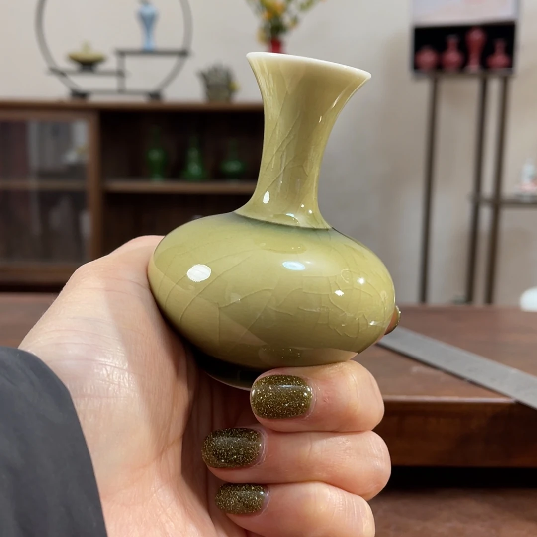 瓷片陶瓷艺术小花瓶