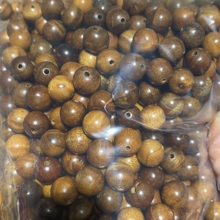 金丝楠康***哥小叶1.0散珠微瑕半斤