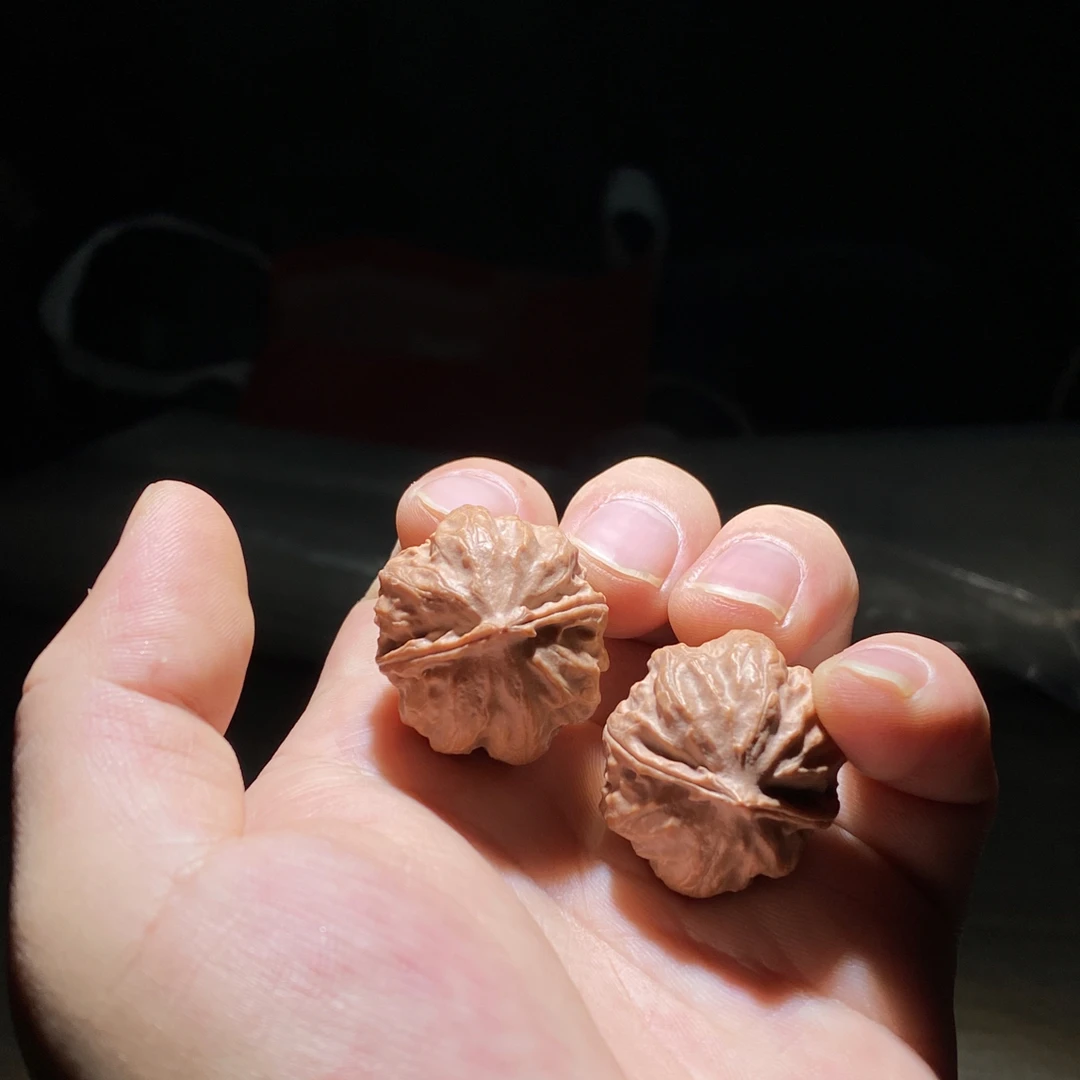 太极小核桃手捻小秋子手捻文玩核桃全品无瑕疵手感舒服编号16