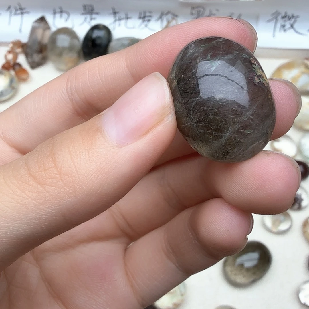 饱***吃水晶未镶嵌珠宝半成品