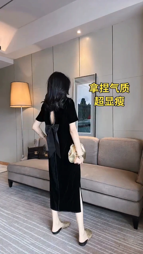 34法式赫本风黑色丝绒后背镂空蝴蝶结宽松显瘦气质连衣裙春夏新款